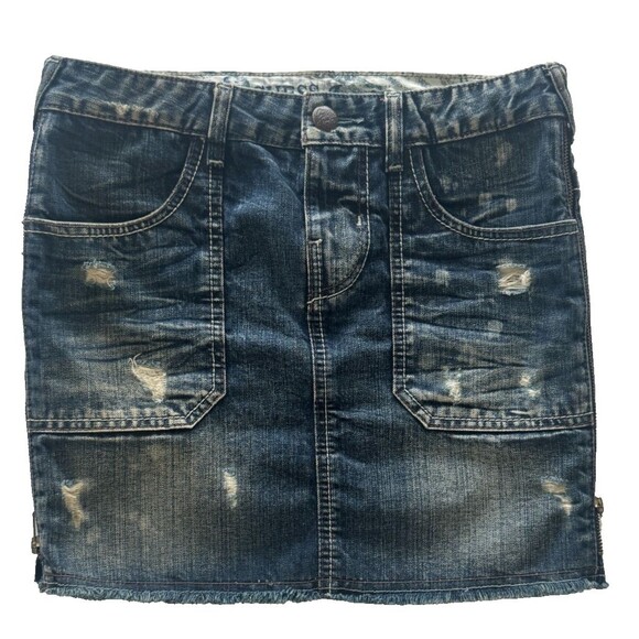 Y2K Guess Mini Skirt Womens 26 Denim Bleached Distressed Dark Wash Side Zips 90s - Picture 1 of 9